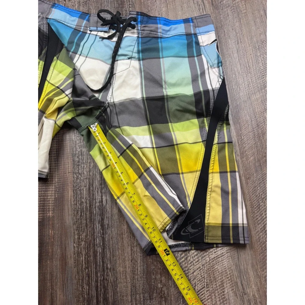 ONeill Superfreak Mens Plaid Board Shorts Blue Yellow Green Size 34 11106412